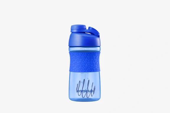 Coral club shaker, Ultramarine